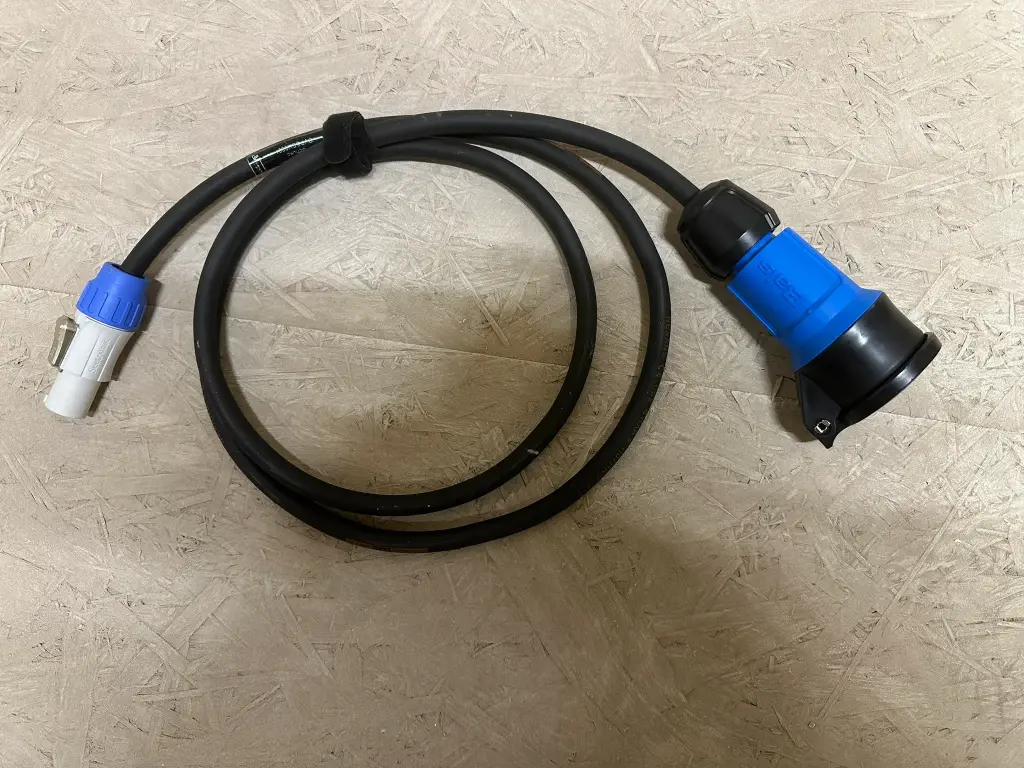 Powercon naar schuko